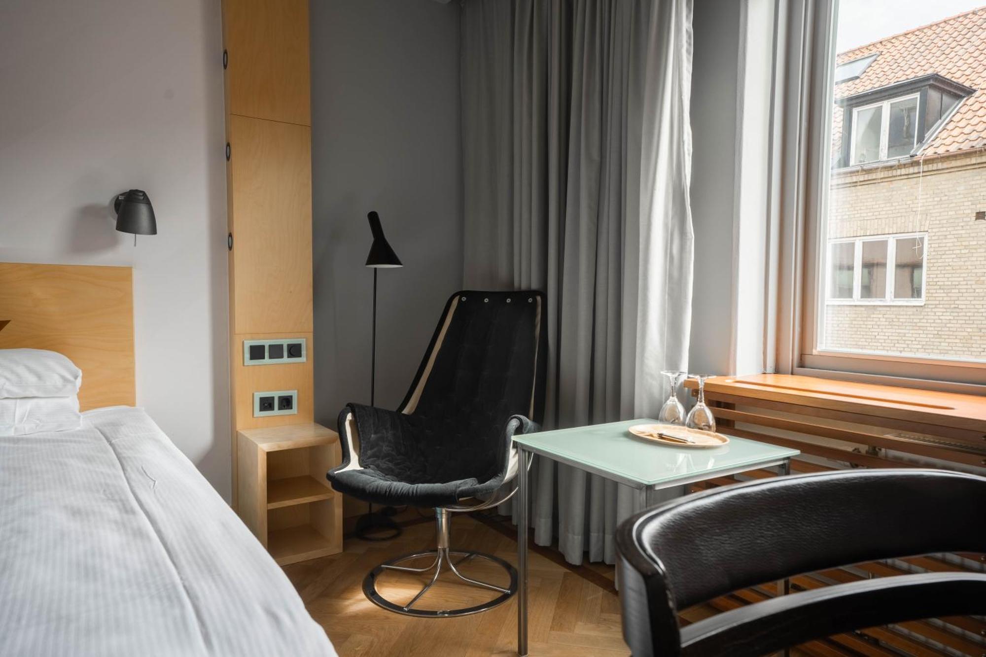 Hotel Lundia Dış mekan fotoğraf